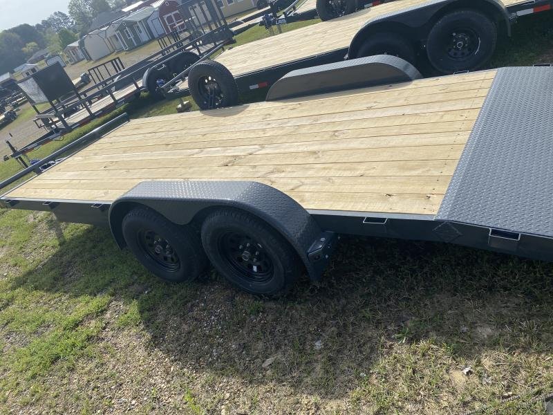 2025 Lamar Trailers 83"X18 7k Car Hauler