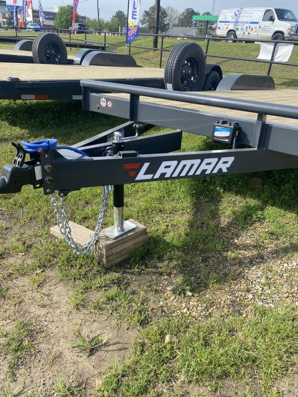 2025 Lamar Trailers 83"X18 7k Car Hauler