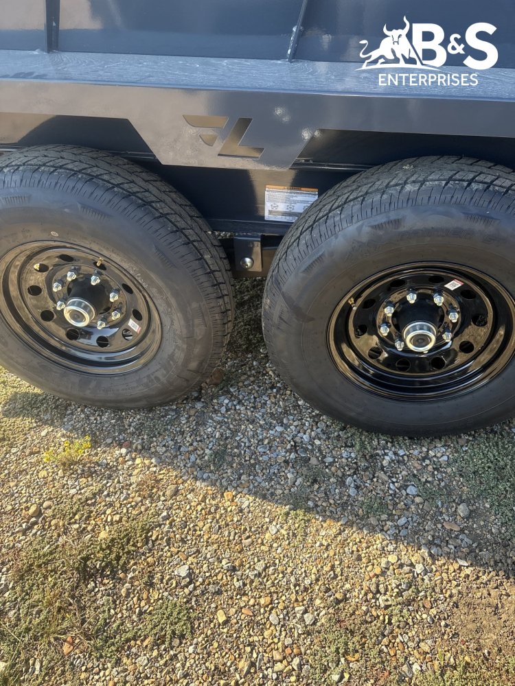 83"x12' Lamar Trailers Dump