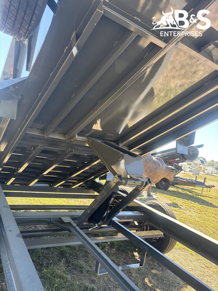 83"x14' Lamar Trailers Dump