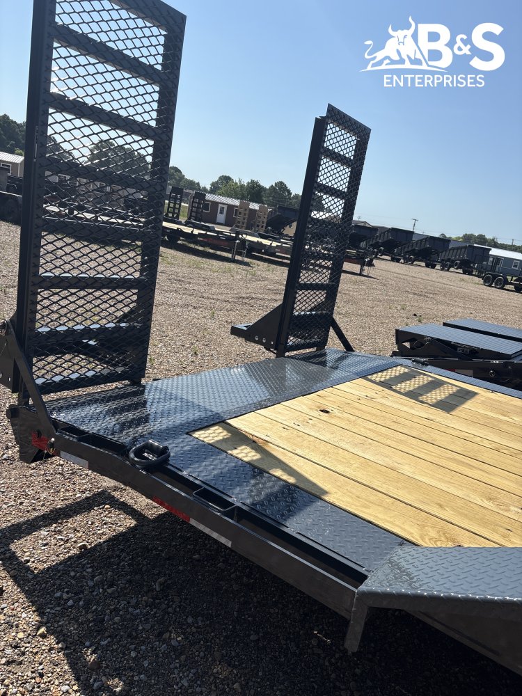 102'x22' Lamar Equipment