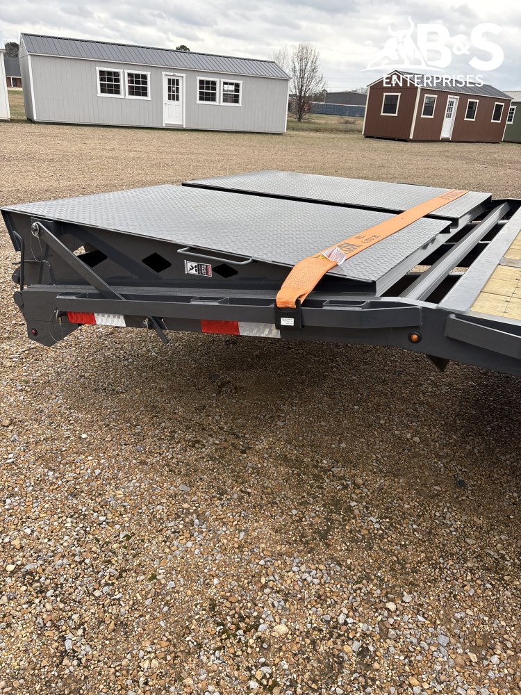 2026 Lamar 102x36 Gooseneck Deckover Equipment Trailer