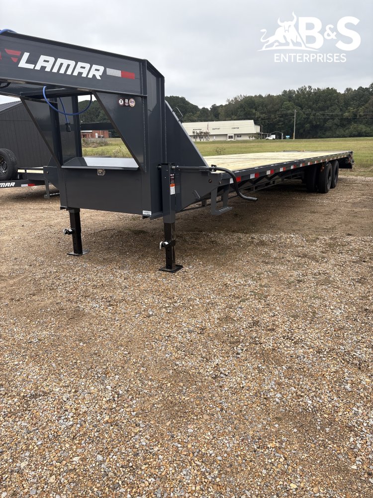 102"x36' Lamar Trailers Gooseneck