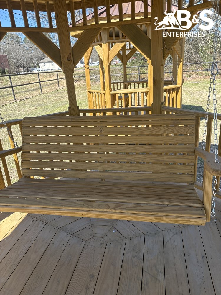 Grassy Gazebos Cabin