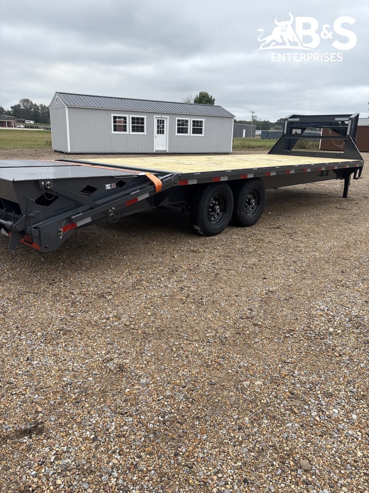 102"x25' Lamar Trailers Gooseneck