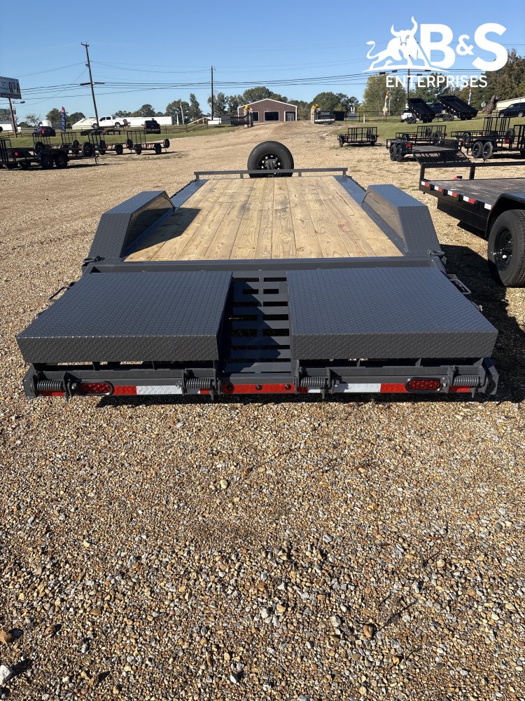 102"x22' Lamar Trailers Equipment