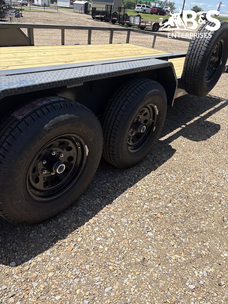 2027 Lamar 83x18 Utility Trailer