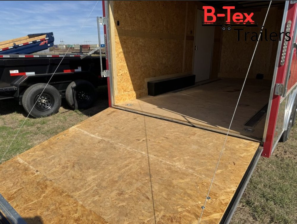 REPO 2023 83x16 Enclosed Red