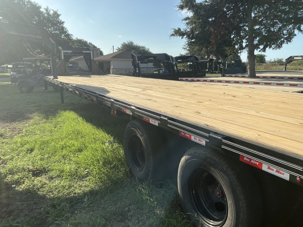 102"x40' Trail Maxx Equipment