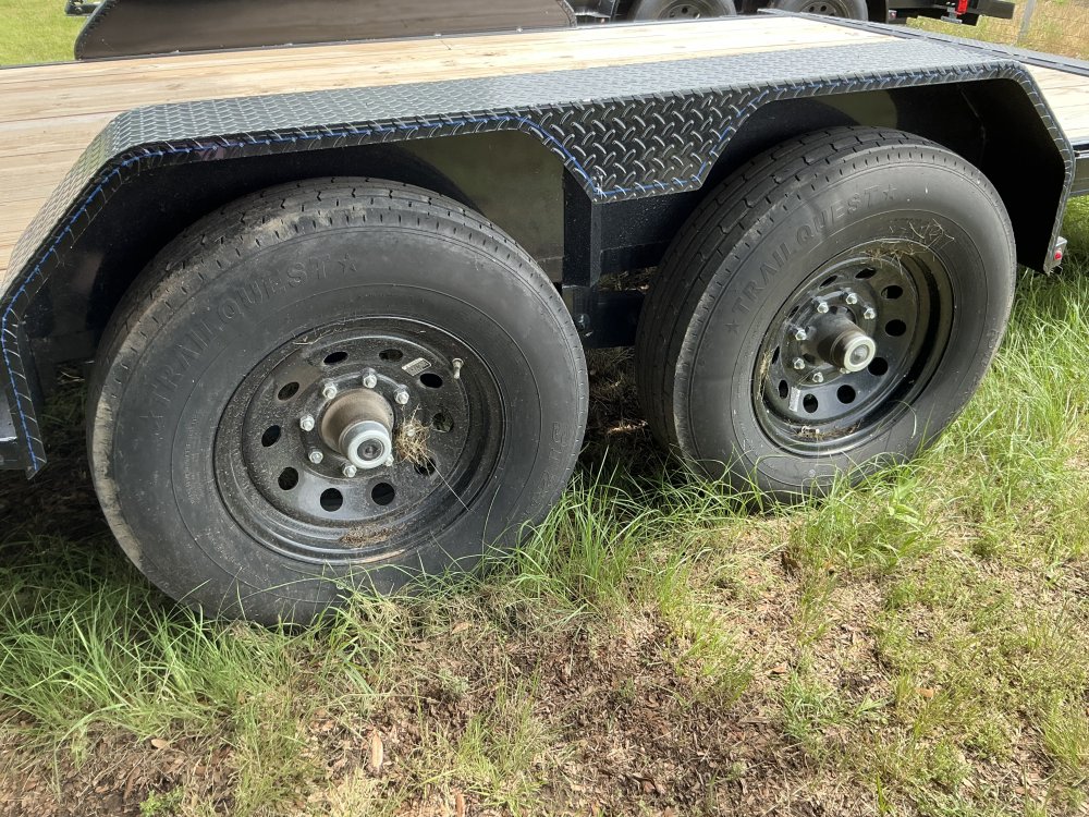 83x20HD Car Hauler