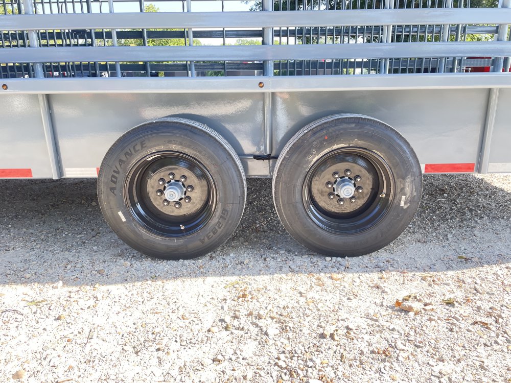2026 Galyean 6.8′ X 24′ GVWR 17,150 Livestock Trailer-15316 - 16