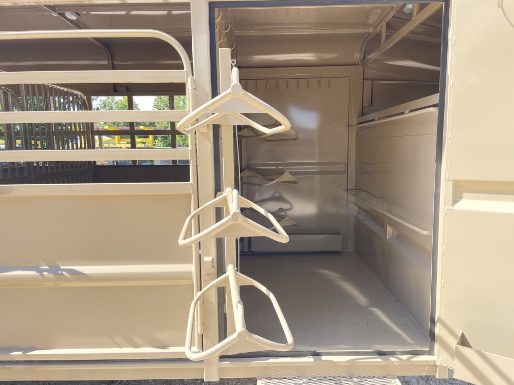 2026 Big Bend 6′ 8″ X 24′ GVWR 16K Metal Top Deluxe Livestock Trailer- 12151 - 11