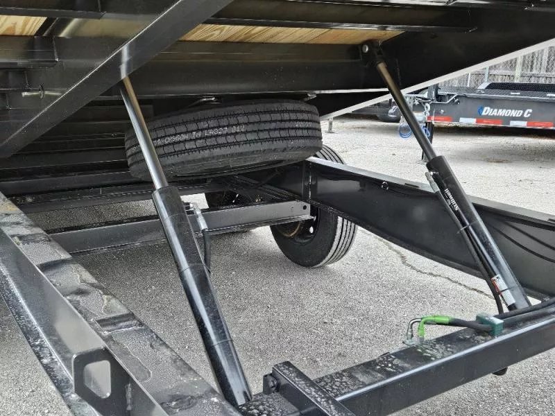 2026 Diamond C Trailers Diamond C DET-210 24'x102" Deckover Tilt Trailer