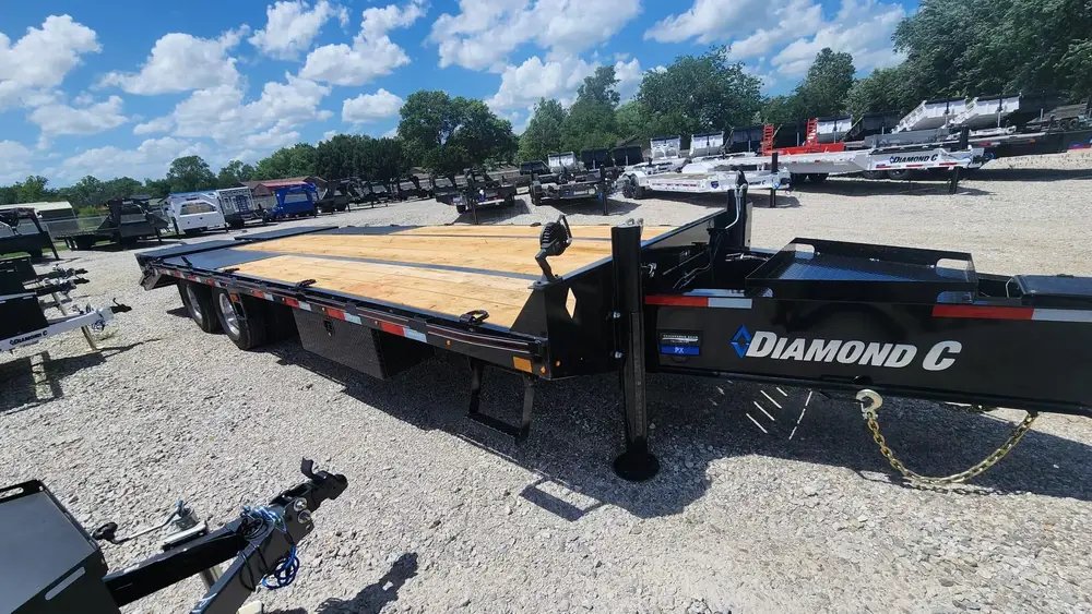 2025 Diamond C Trailers PX-212 MR/XDR 25'x102" Extreme Heavy Duty Equipment Trailer W / Max Ramps