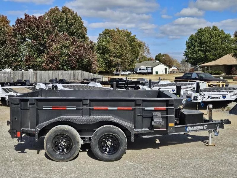 2025 Diamond C Trailers GDT-235 10'x77" Telescopic Dump Trailer
