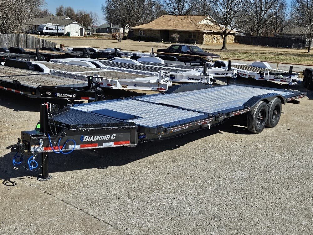 2026 Diamond C Trailers HXD-210 24'x102" Pro-Tilt Equipment Trailer