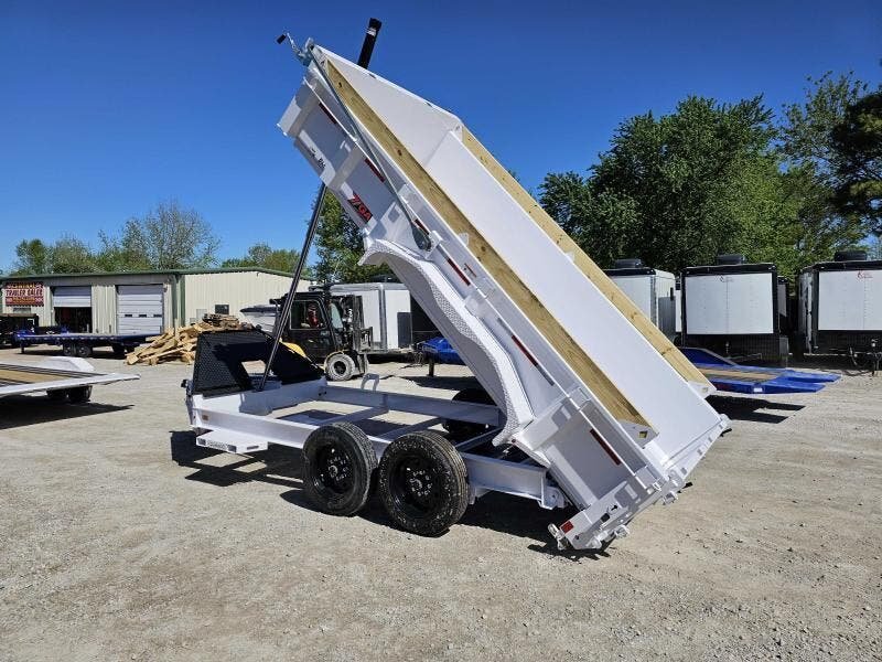 2025 Diamond C Trailers LPT-208 14'x82" Telescopic Dump Trailer - PACESETTER EDITION