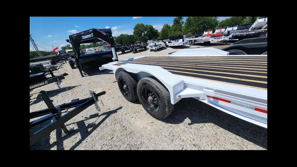 2025 Diamond C Trailers DIamond C HDT-210 (03943) 24'x82" Artic White PRO-Tilt Equipment Trailer