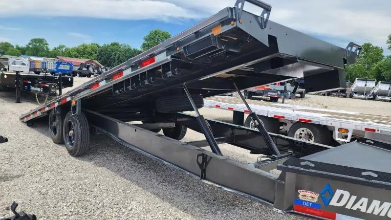 2026 Diamond C Trailers DET-210 24'x102" Tilt Equipment Trailer