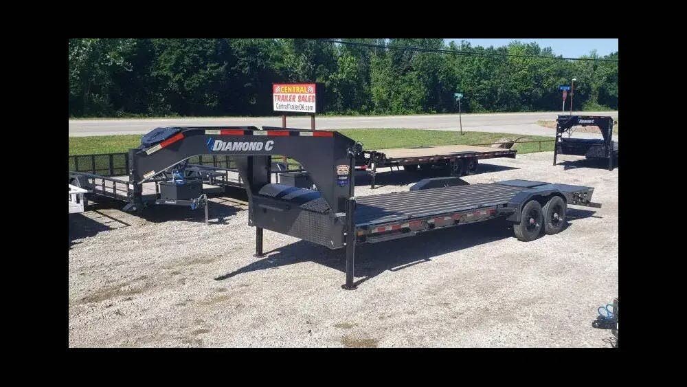 2025 Diamond C Trailers LPX-210 24'x82" Low Profile Equipment Trailer W / Max Ramps - PACESETTER EDI