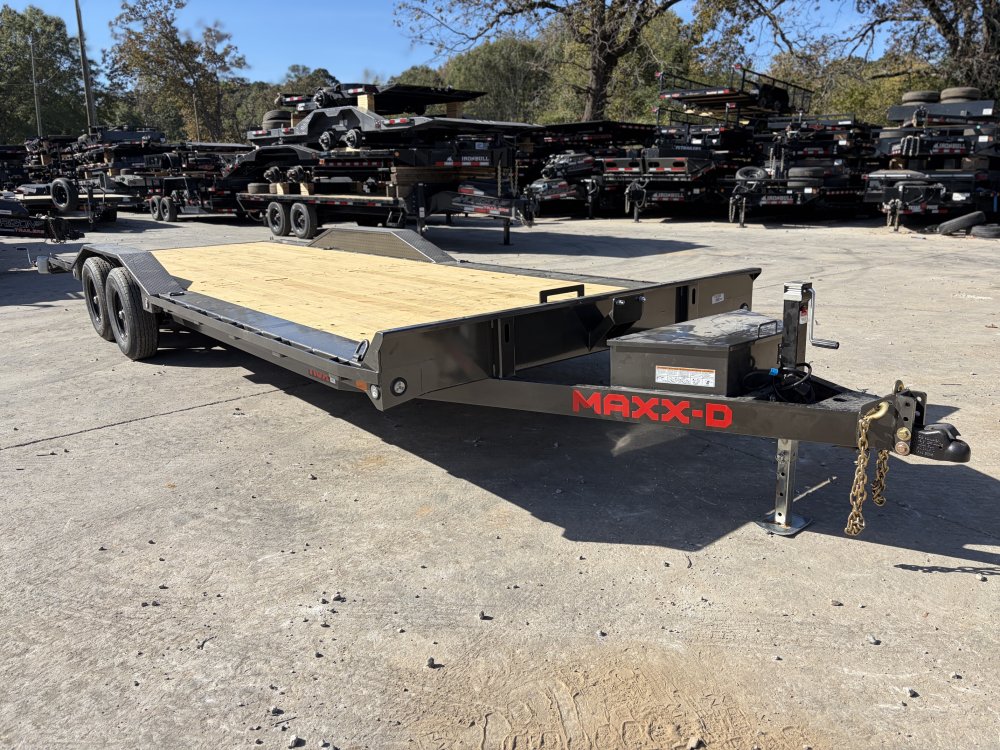 2027 MAXXD Trailers 2027 MaxxD H5X 8.5x24 Car Hauler Trailer - 9,990 LB GVWR, Drive-Over Fenders, 2'
