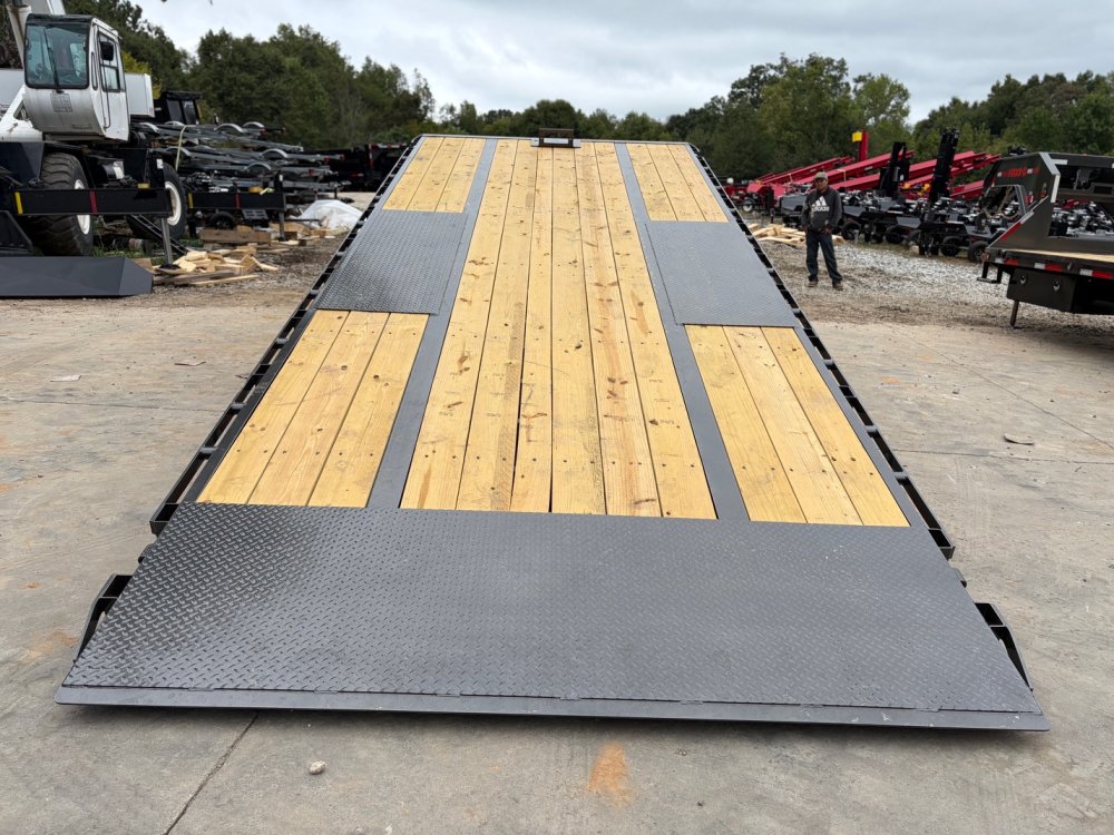 2027 MAXXD Trailers 2027 MaxxD TOX 8.5x22 Tilt Equipment Trailer 17.5K GVWR - 10" I-Beam, 8K Axles, 17.5 Tires, Knife Edge, Wireless Remote, Winch Plate tilt trailers for sale — photo 15 of 16 | Prime Trail Trailers