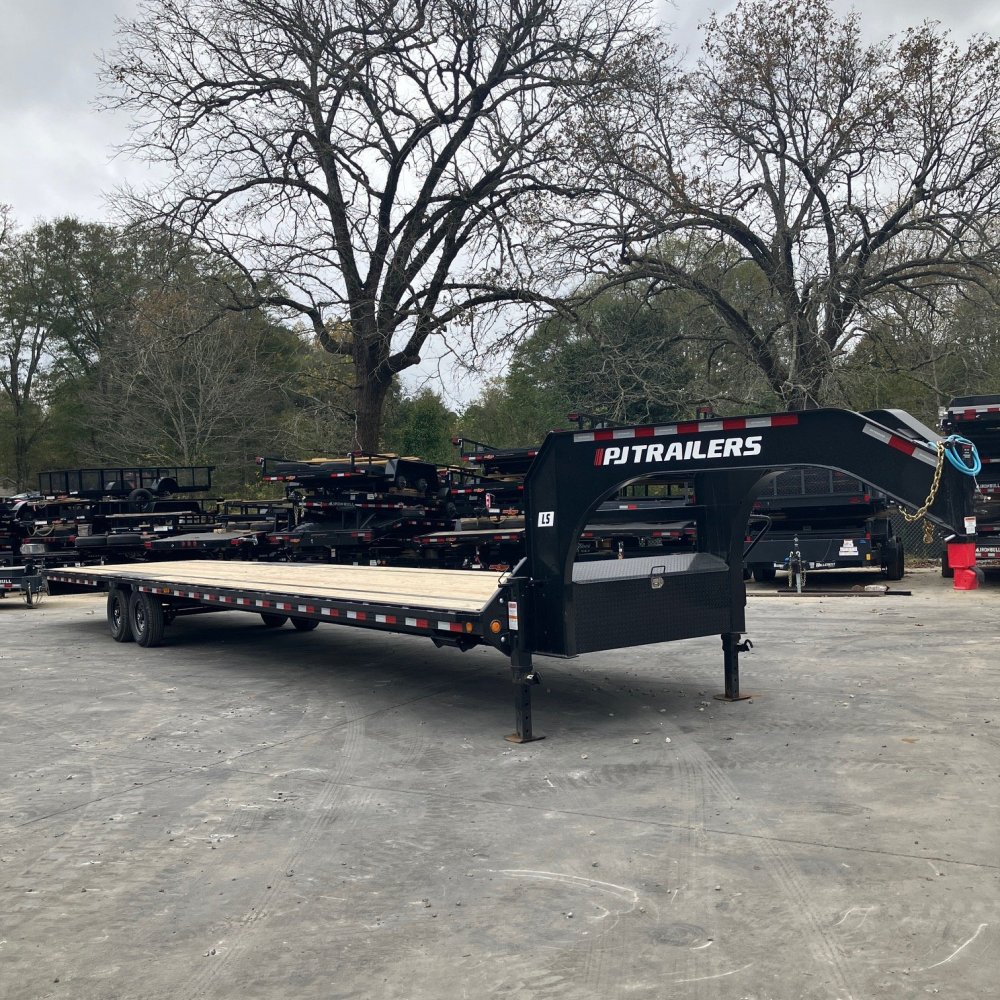 2027 PJ Trailers LS 8.5x40 Straight Deck 15.6K Non CDL Flatbed
