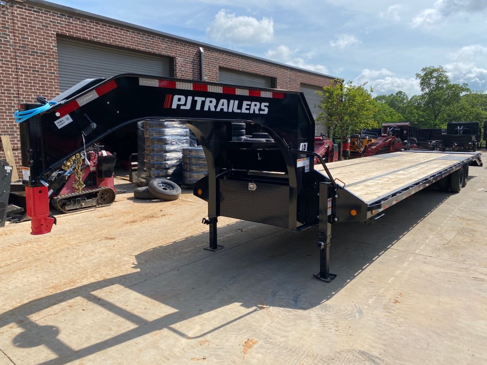 2025-PJ-Trailers-8.5x40-25k-40'-Deckover-Gooseneck-Monster-Ramps-FG20K840MP
