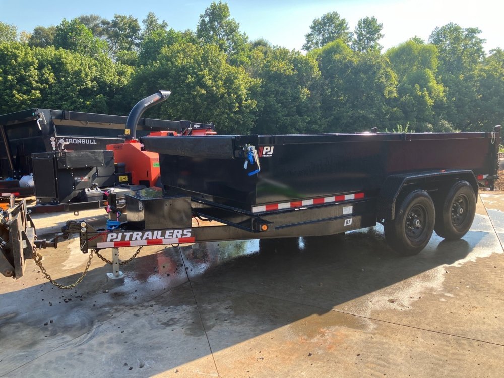 2027 PJ Trailers 2027 PJ D7 7x14 14K Dump Trailer - Scissor Lift, 24" Sides, Ramps & Tarp