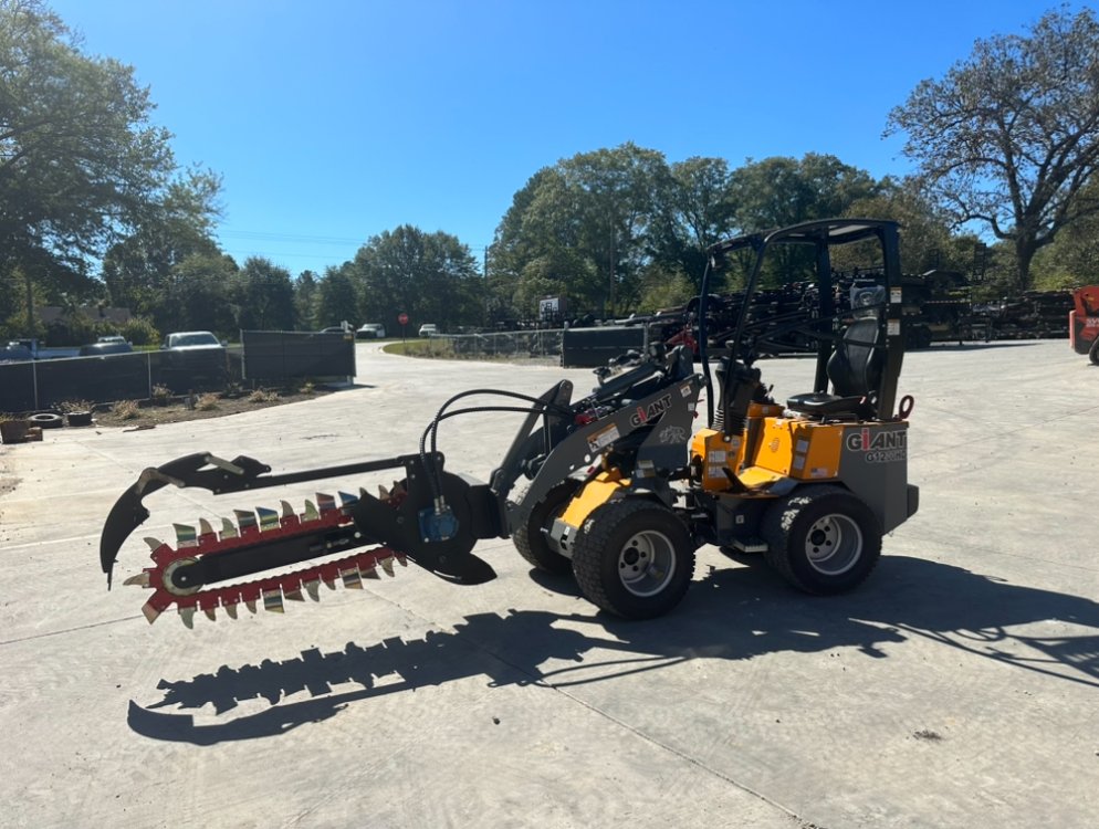 2022 Giant G1200 Trencher Bundle