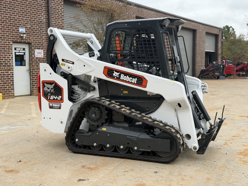 2026 Bobcat T64-2