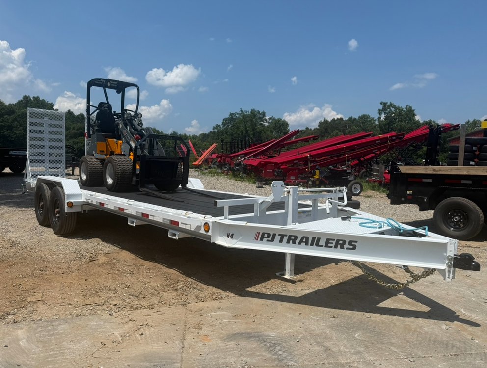 2022 Giant G1200 Trailer Bundle + Pallet Forks