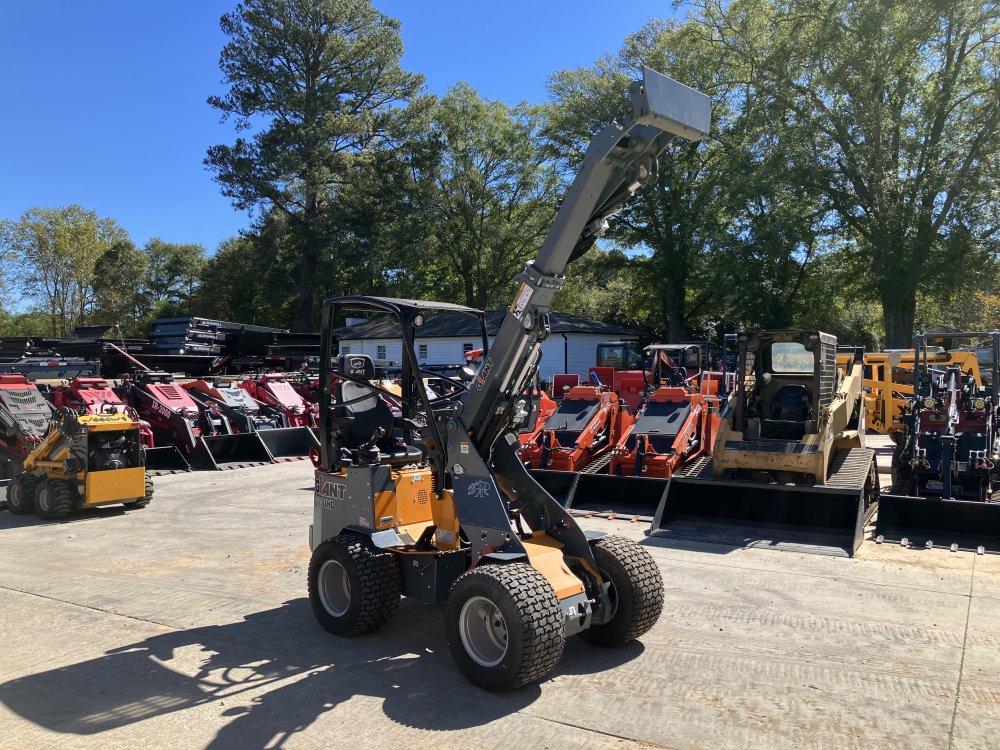 2024 Giant G1200 TELE Mini Articulating Wheel Loader