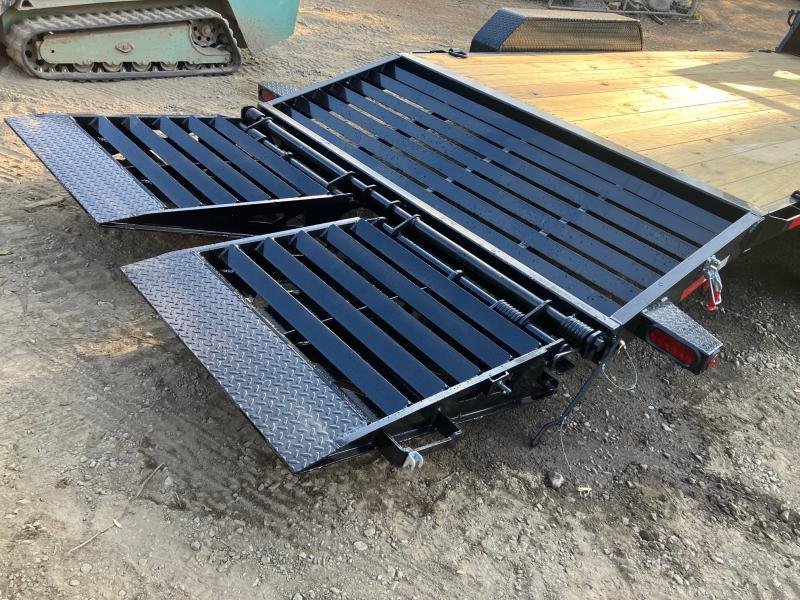 2025 Iron Bull 7x20 16K Gooseneck Equipment Trailer Rampage Ramps