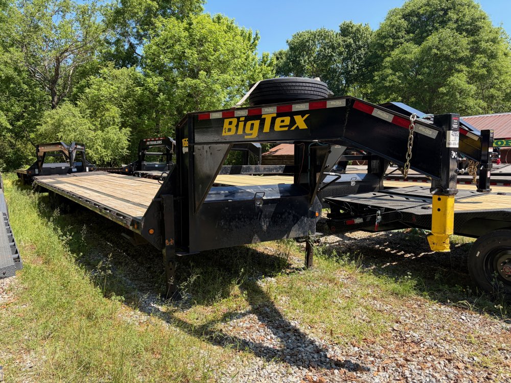 2024 Big Tex Used 8.5x40 16K Gooseneck Deckover Trailer - 16 Ply Tires, 35+5 Mega Ramps, Torque Tube