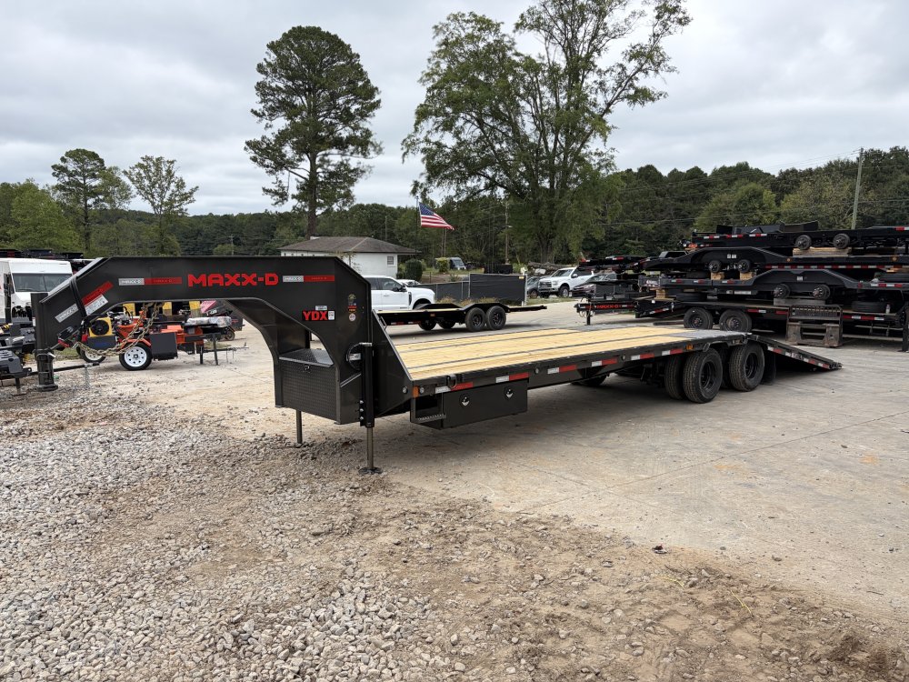 2027 MAXXD Trailers 2027 MAXX-D YDX 8.5x32 22.5K Gooseneck Hydraulic Dovetail - Dual 10K Dexter Axle