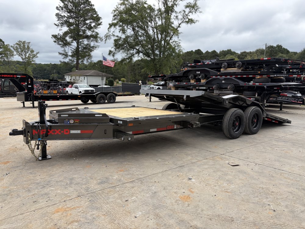 2027 MAXXD Trailers 2027 MAXX-D G9X 8.5x22 21K Gravity Tilt Equipment Trailer - 10K Axles, Drive-Ove