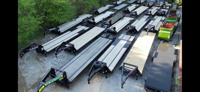 2024 PJ Trailers LD 8.5x40 25K Gooseneck Deckover Trailer - 10K Axles, Dual 10K Jacks, Straight Deck
