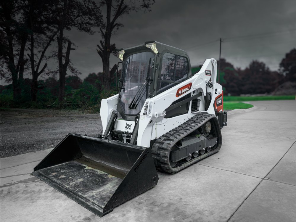 2025 Bobcat T595 Enclosed Cab with SJC Control and Telematics