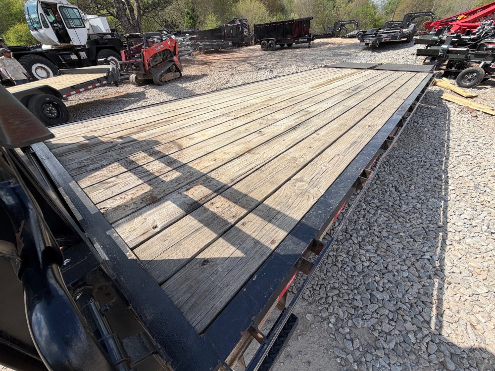 2019 Delta Trailers USED as is 8.5x25 Gooseneck Deckover Equipment Trailer 14K GVWR - Dual 10K Axles