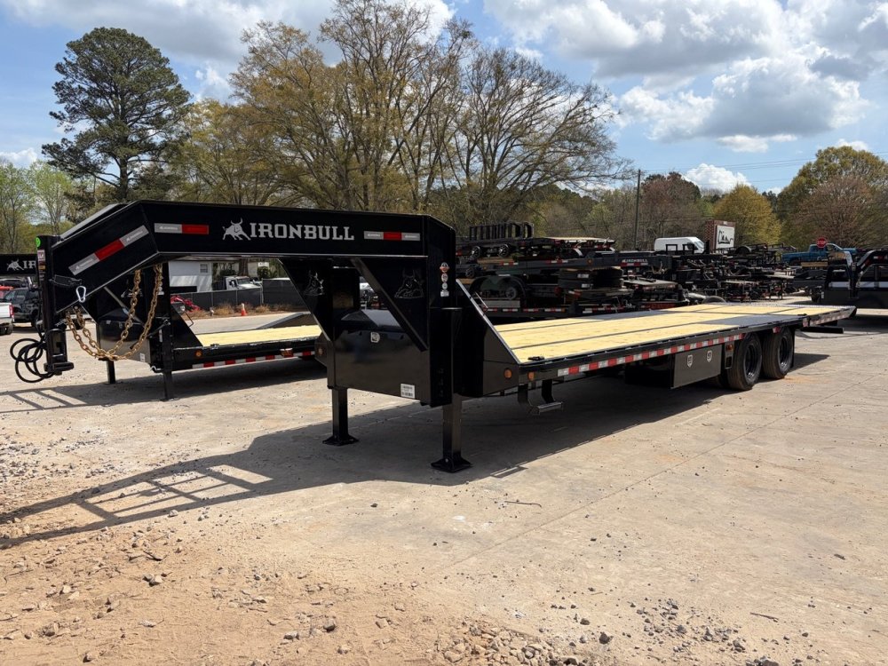 2026 Iron Bull FHG 8.5x32 Gooseneck Deckover Tandem Hydraulic Dovetail + Winch Plate