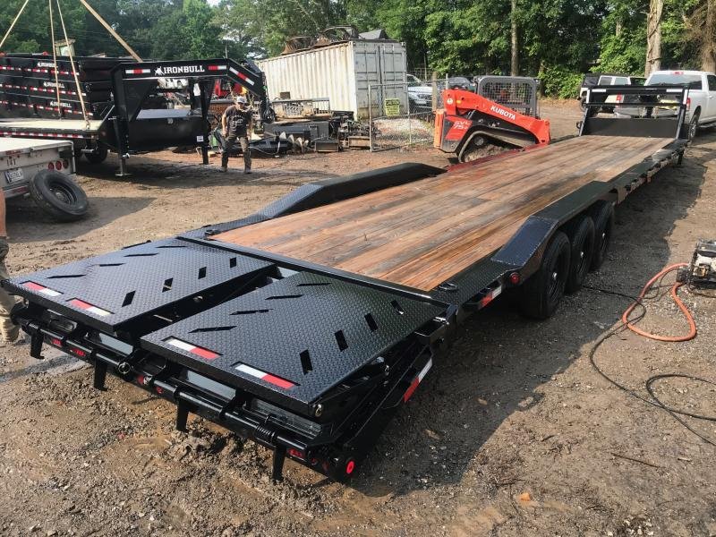 2025 Iron Bull 8.5x44 21k 10.5 Ton Gooseneck 3 Car Tri-Axle