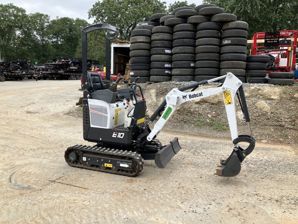 2023 Bobcat E10
