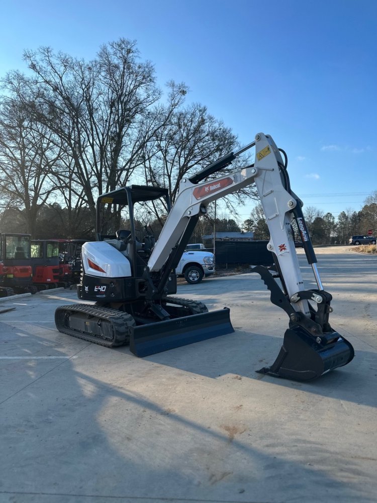 2025 Bobcat E40 Open Canopy Mini Excavator W/ Hydraulic Thumb