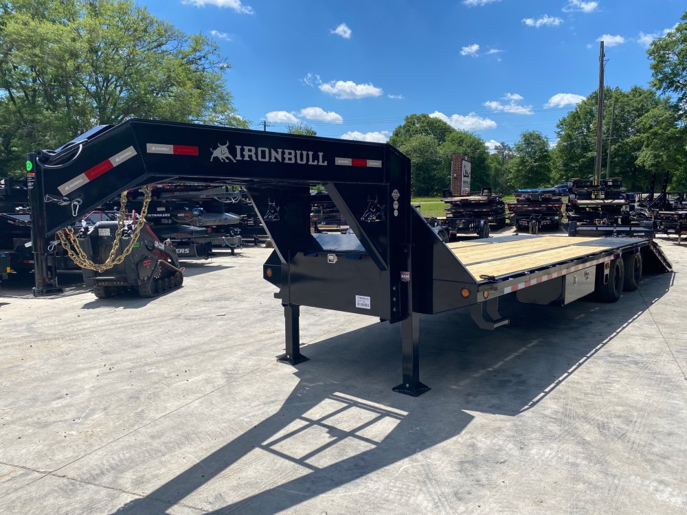 2025-Iron-Bull-Trailers-8.5x32-Gooseneck-Deckover-Tandem-Hydraulic-Dovetail-w/-Cleats-+-Winch-Plate-