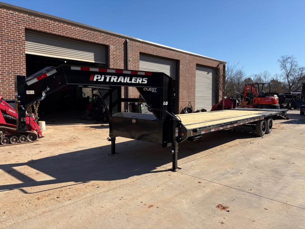 2026 PJ Trailers LQ 8.5x30 16K Gooseneck Deckover - 10" I-Beam, Monster Ramps, 16-Ply Tires