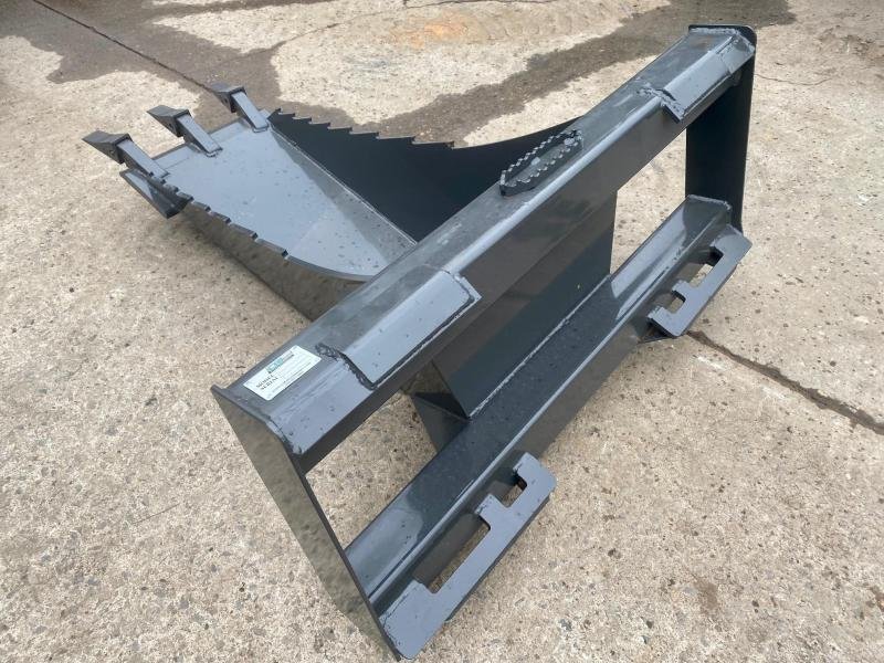 Xtreme Stump Bucket Up to 110HP