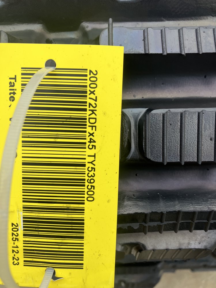 Track-200x72KDFx45-Bar Pattern