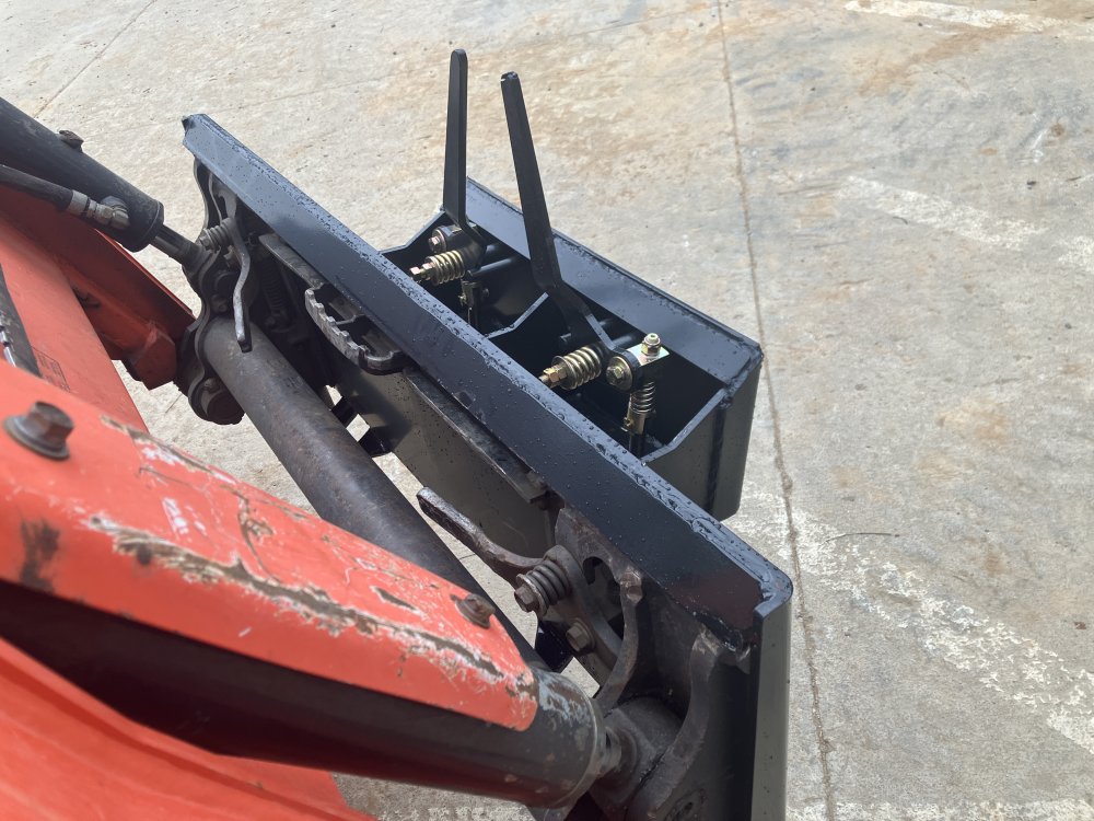 Skid Steer to Dingo Adapter Plate