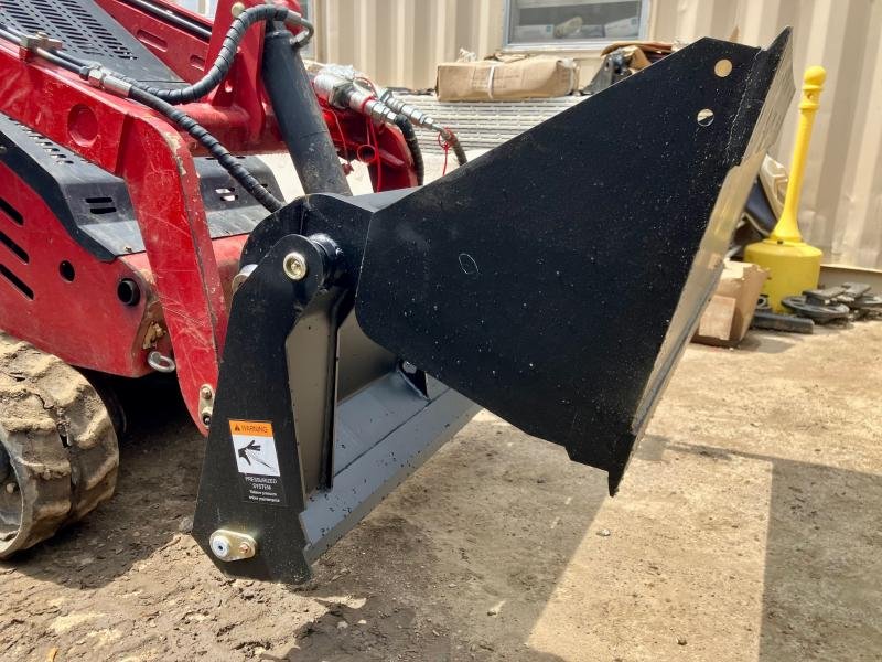 40 Dingo Mini Skid 4 in 1 Bucket